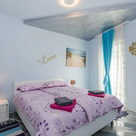 Villa Nika 900m Medulin